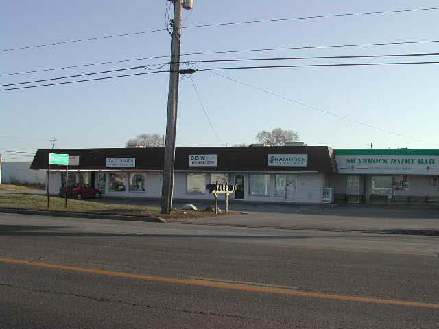 103-107 S Center Rd, Saginaw, MI for lease - Building Photo - Image 3 of 4