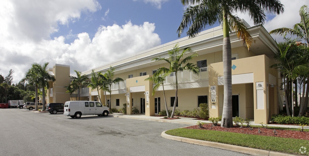 2771 Vista Pky, West Palm Beach, FL for lease - Building Photo - Image 3 of 21