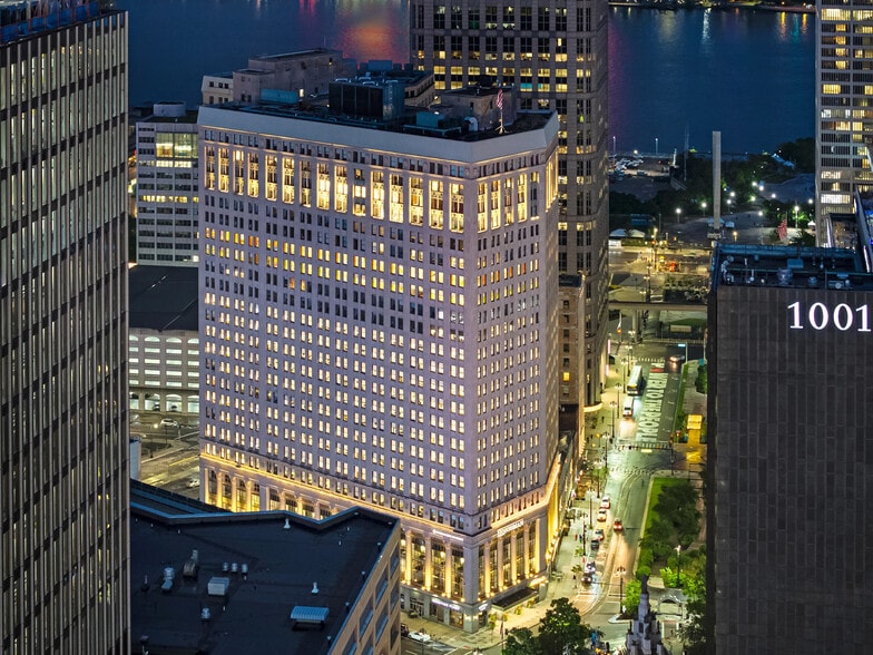 660 Woodward Ave, Detroit, MI for lease - Building Photo - Image 3 of 9