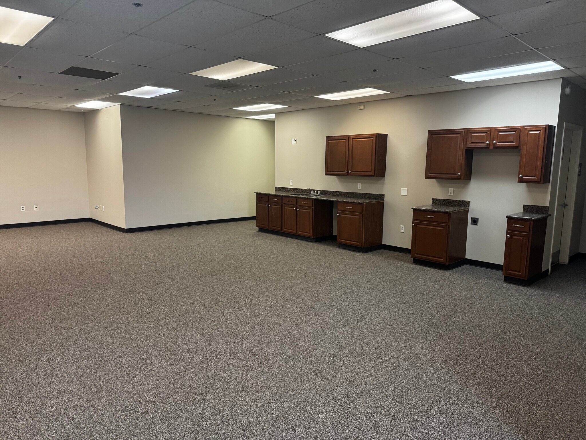 15403 Vantage Pky E, Houston, TX for lease Building Photo- Image 1 of 10
