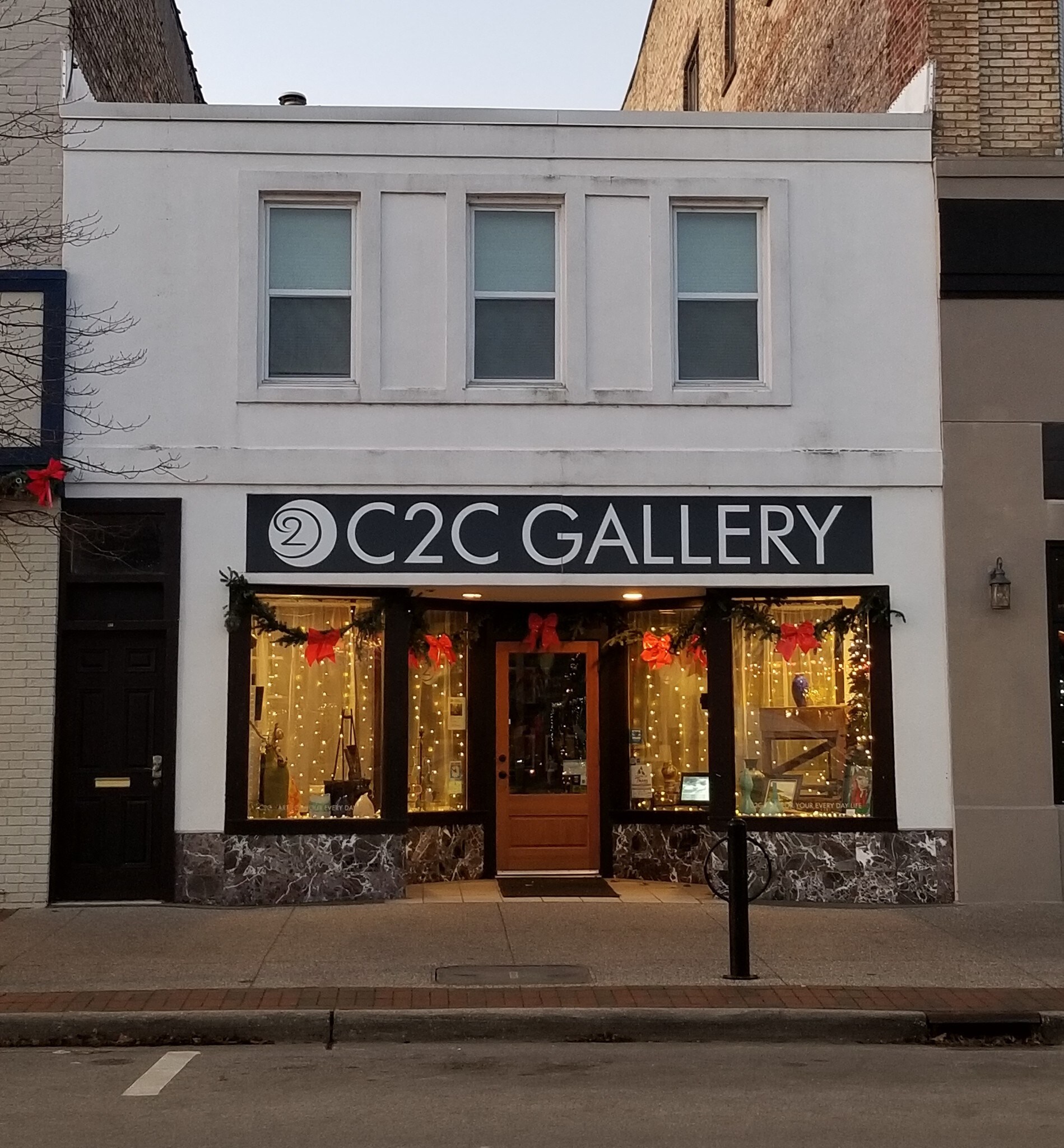 104 Washington Ave, Grand Haven, MI for sale Building Photo- Image 1 of 1