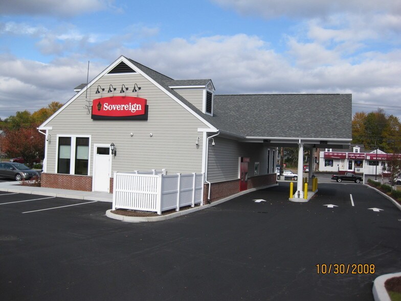 896 Tiogue Ave, Coventry, RI 02816