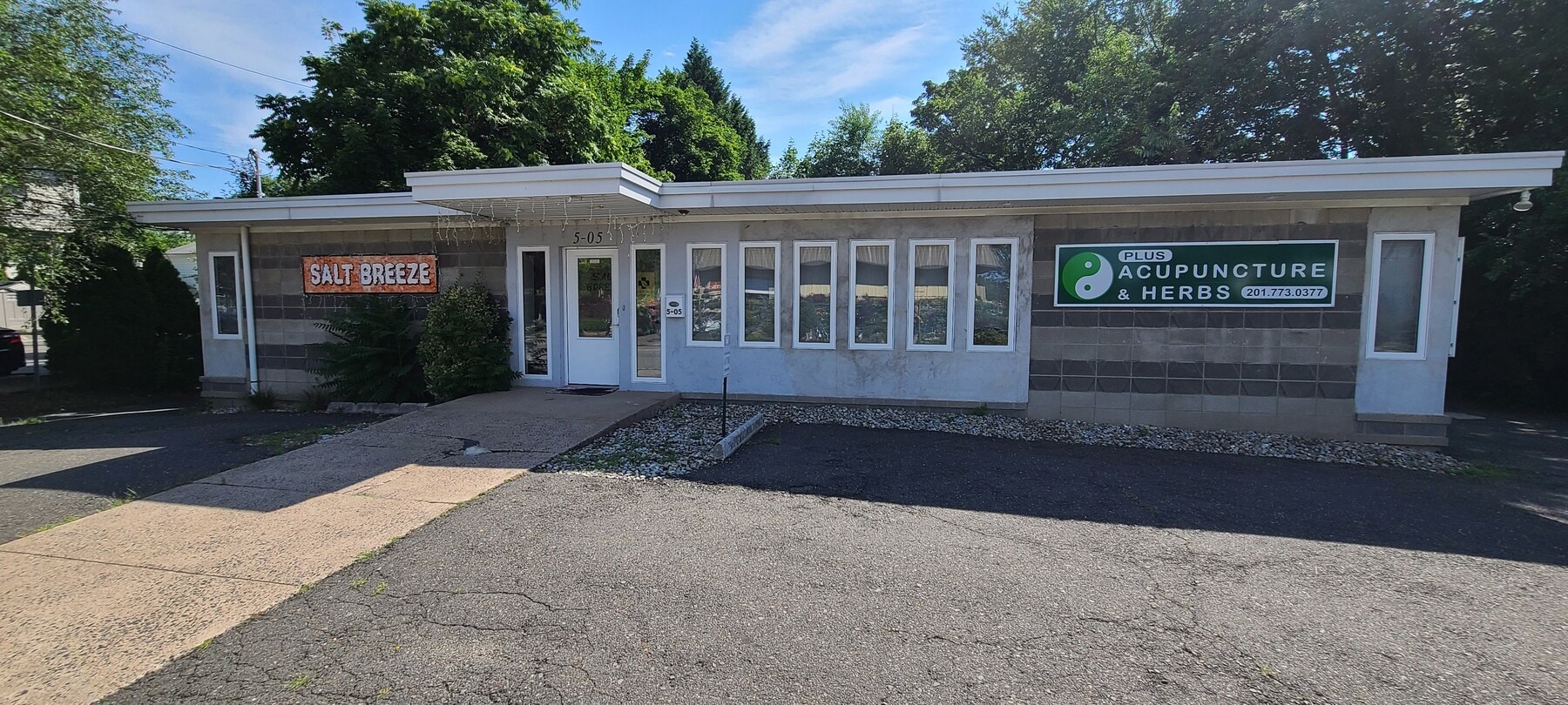 505 Saddle River Rd, Fair Lawn, NJ 07410