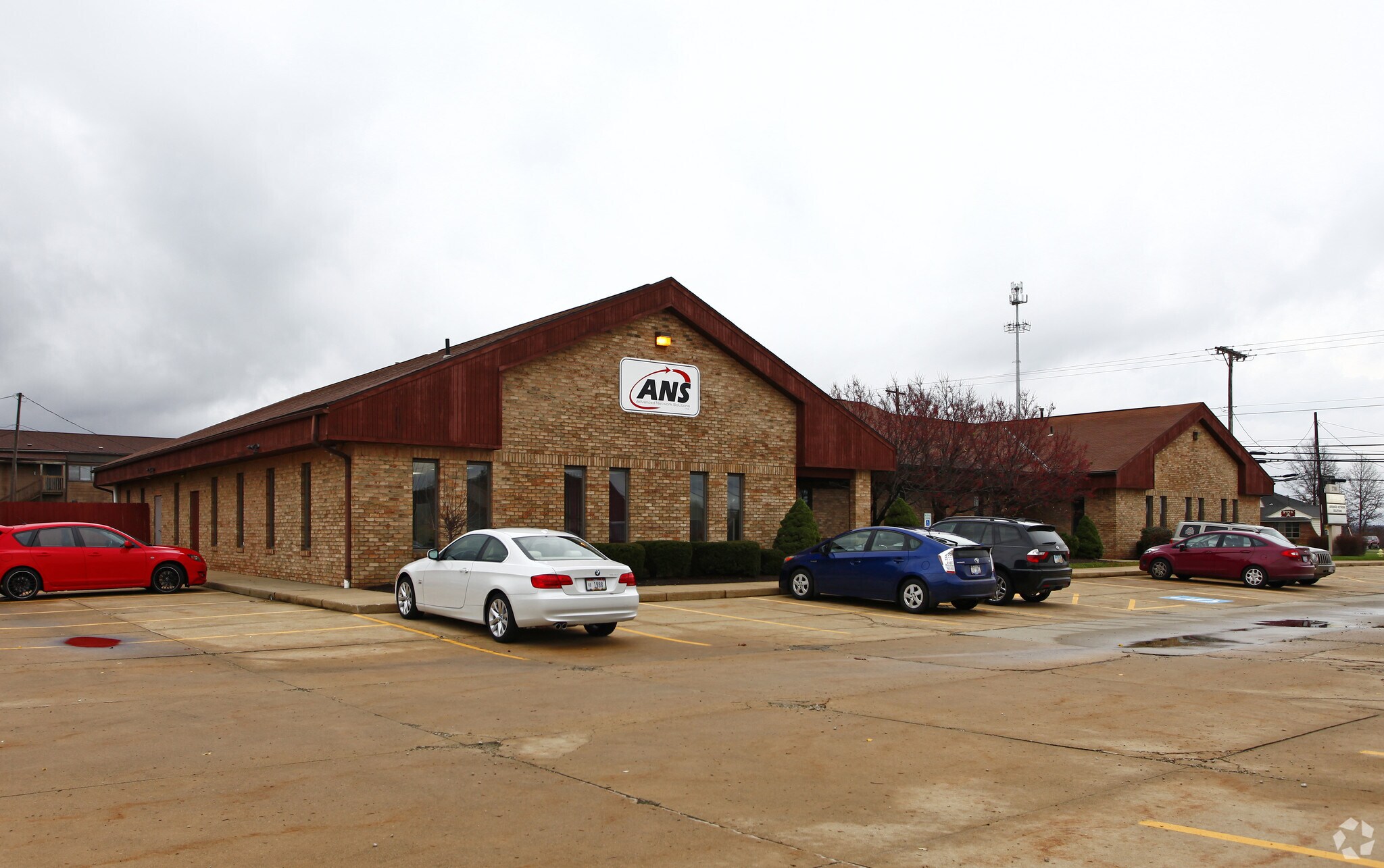 2780 S Arlington Rd, Akron, OH 44312 Office for Lease