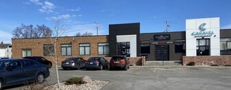 CREATIVE OFFICE SPACE FOR LEASE - Warehouse