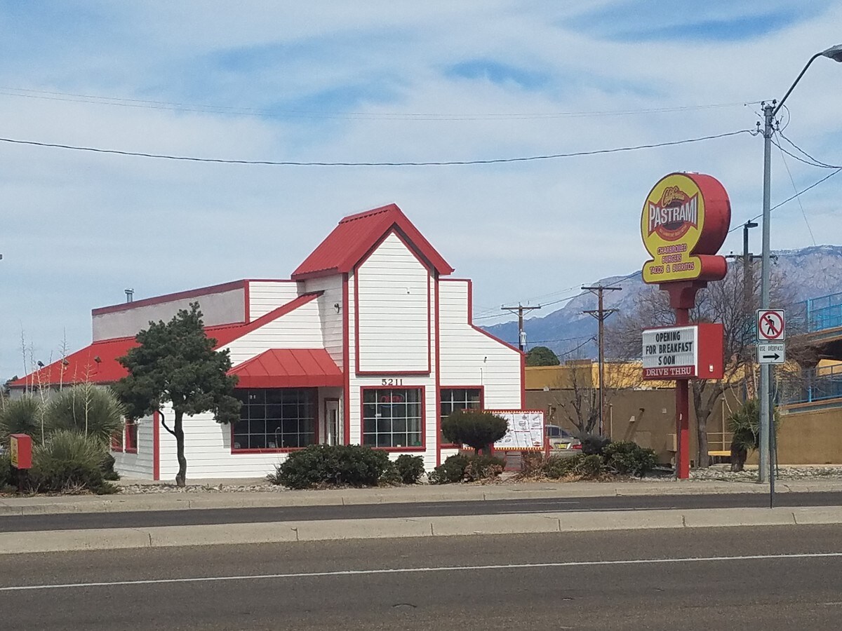 5211 Gibson Blvd SE, Albuquerque, NM 87108