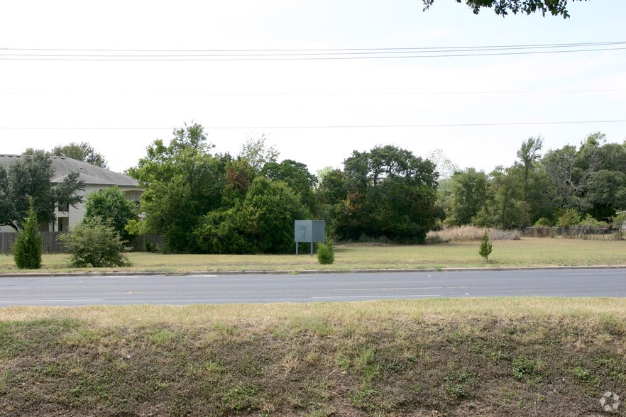 11586 Jollyville Rd, Austin, TX 78759