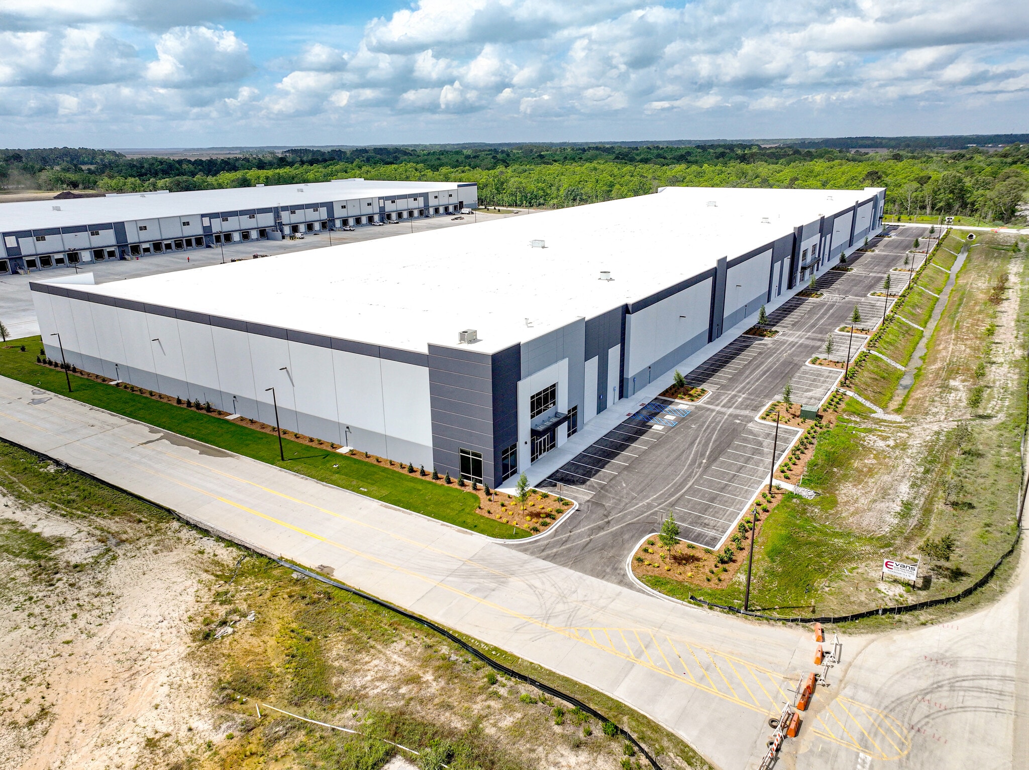 Warehouse Dr, Savannah, GA for lease Building Photo- Image 1 of 6
