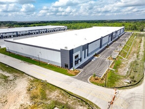 Warehouse Dr, Savannah, GA for lease Building Photo- Image 1 of 6