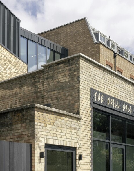 174-178 Mile End Rd, London for lease - Building Photo - Image 2 of 60