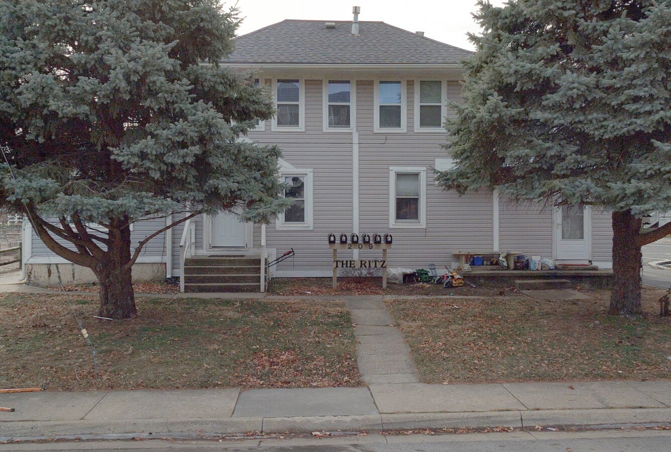 209 E Loula St, Olathe, KS 66061