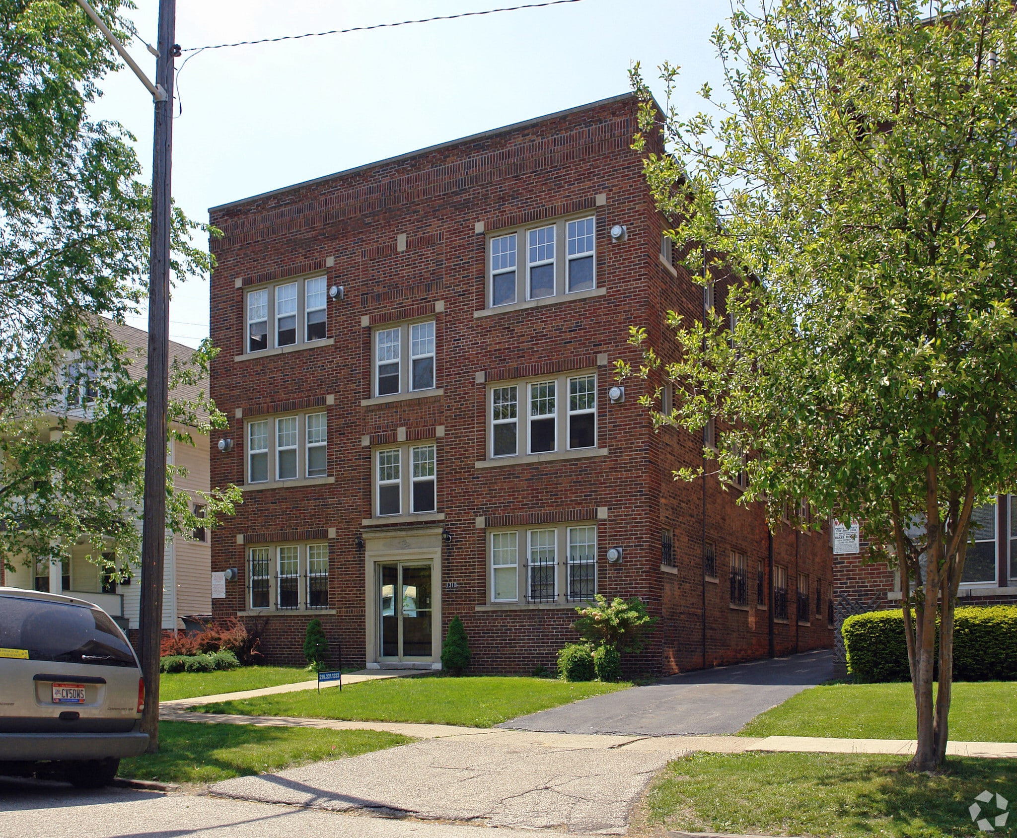 1310 W 116th St, Lakewood, OH for sale Primary Photo- Image 1 of 5