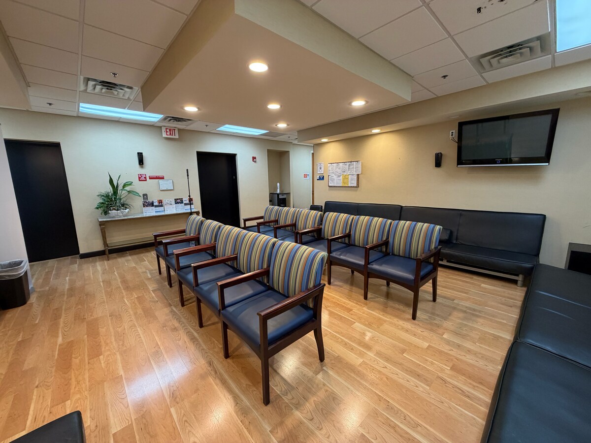 6141 Sunset Dr, South Miami, FL 33143 - Unit 3rd Floor -  - Interior Photo - Image 1 of 4