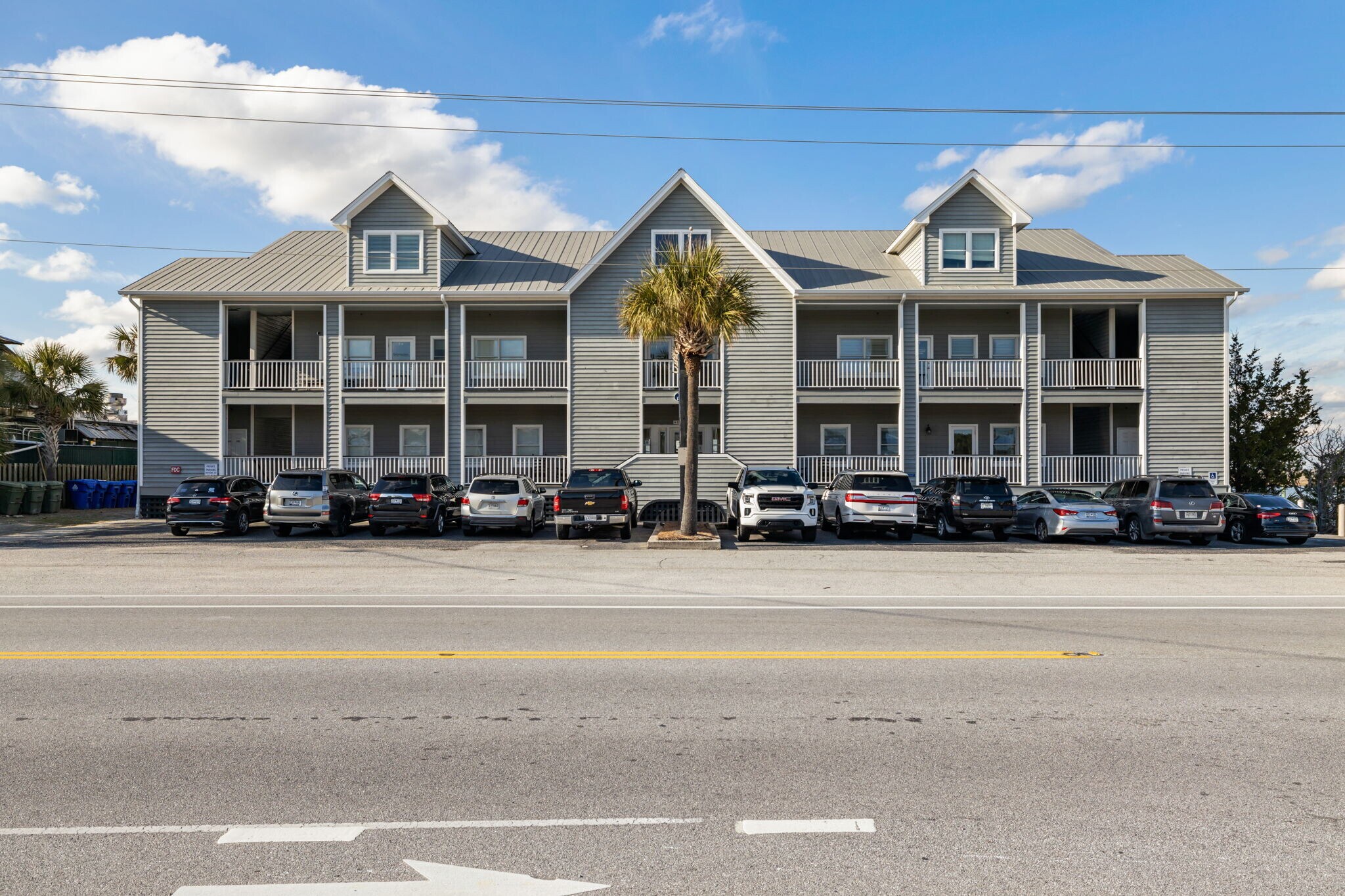103 Palm Blvd, Isle Of Palms, SC for sale Building Photo- Image 1 of 1