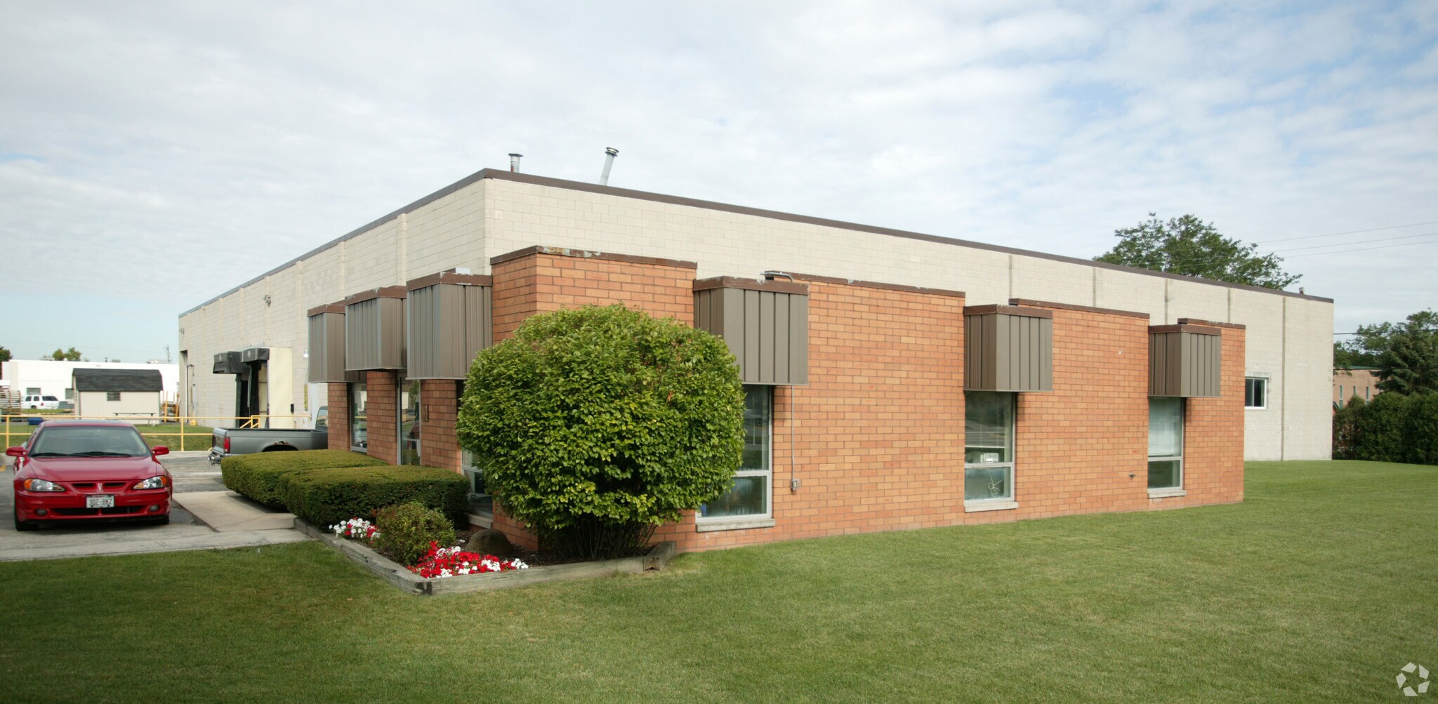 5915 S Pennsylvania Ave, Cudahy, WI for sale Primary Photo- Image 1 of 1