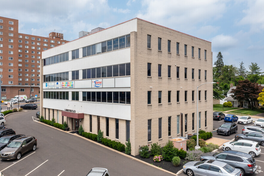 101 Old York Rd, Jenkintown, PA for lease - Building Photo - Image 1 of 5