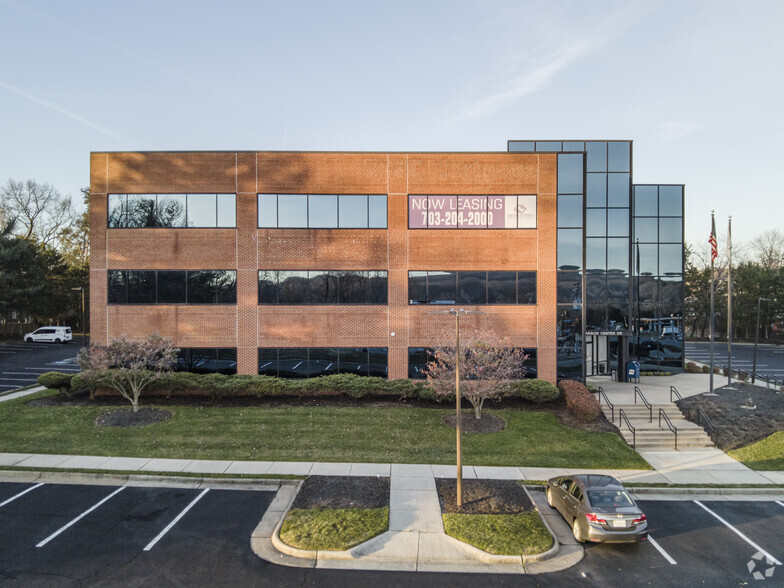 13000 Harbor Center Dr, Woodbridge, VA for lease - Building Photo - Image 2 of 22