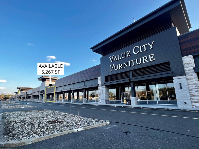 1900 Highway 70, Lakewood, NJ for lease - Building Photo - Image 2 of 9