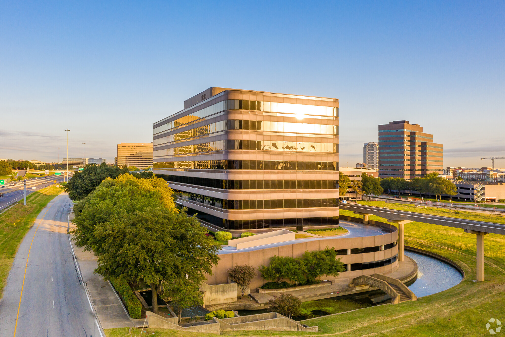 511 E John Carpenter Fwy, Irving, TX for lease Primary Photo- Image 1 of 39