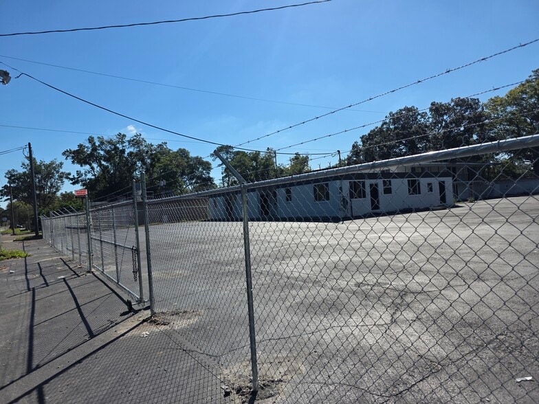 2804 W 1st St, Jacksonville, FL for sale - Building Photo - Image 2 of 13