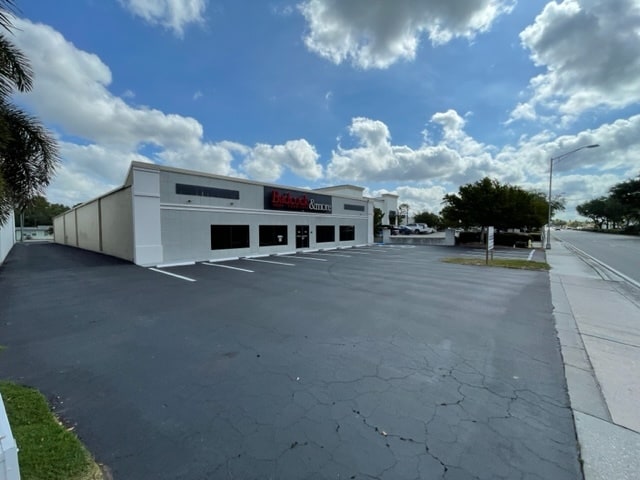 2665 Davis Blvd, Naples, FL for sale - Building Photo - Image 2 of 13