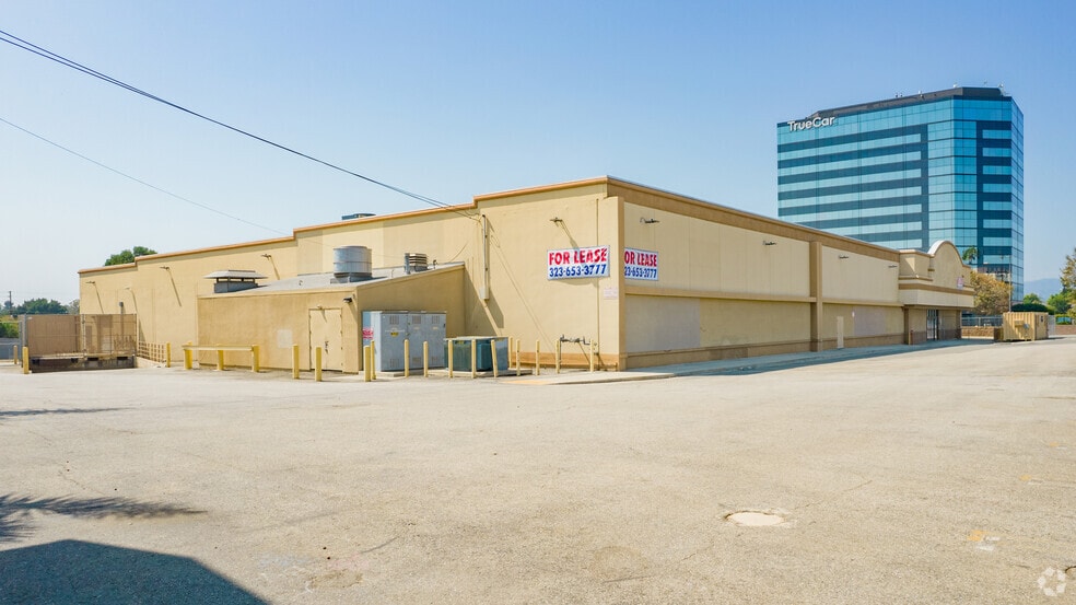 3443 S Sepulveda Blvd, Los Angeles, CA for lease - Building Photo - Image 2 of 8