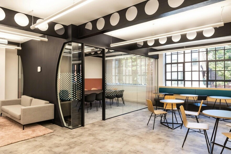 Stylus 116 Old Street Old Street Ec1v, London for lease - Interior Photo - Image 3 of 17