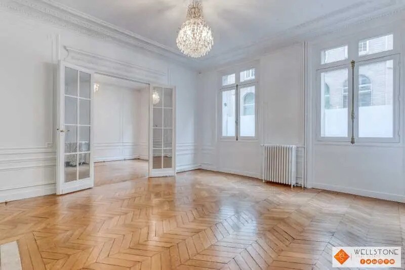 11 Rue De Madrid, Paris for lease - Building Photo - Image 2 of 24