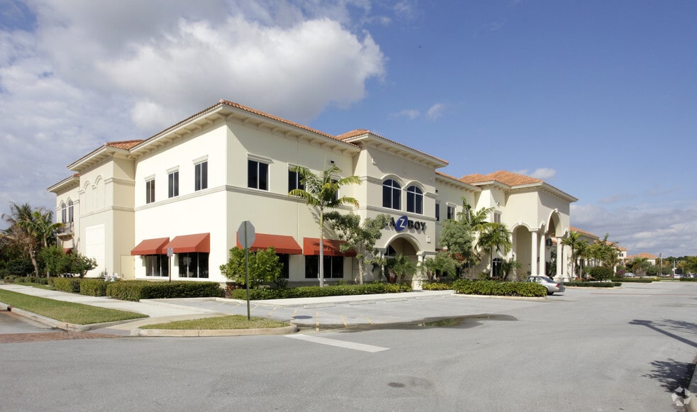 3801-3901 Design Center Dr, Palm Beach Gardens, FL for sale - Primary Photo - Image 1 of 18