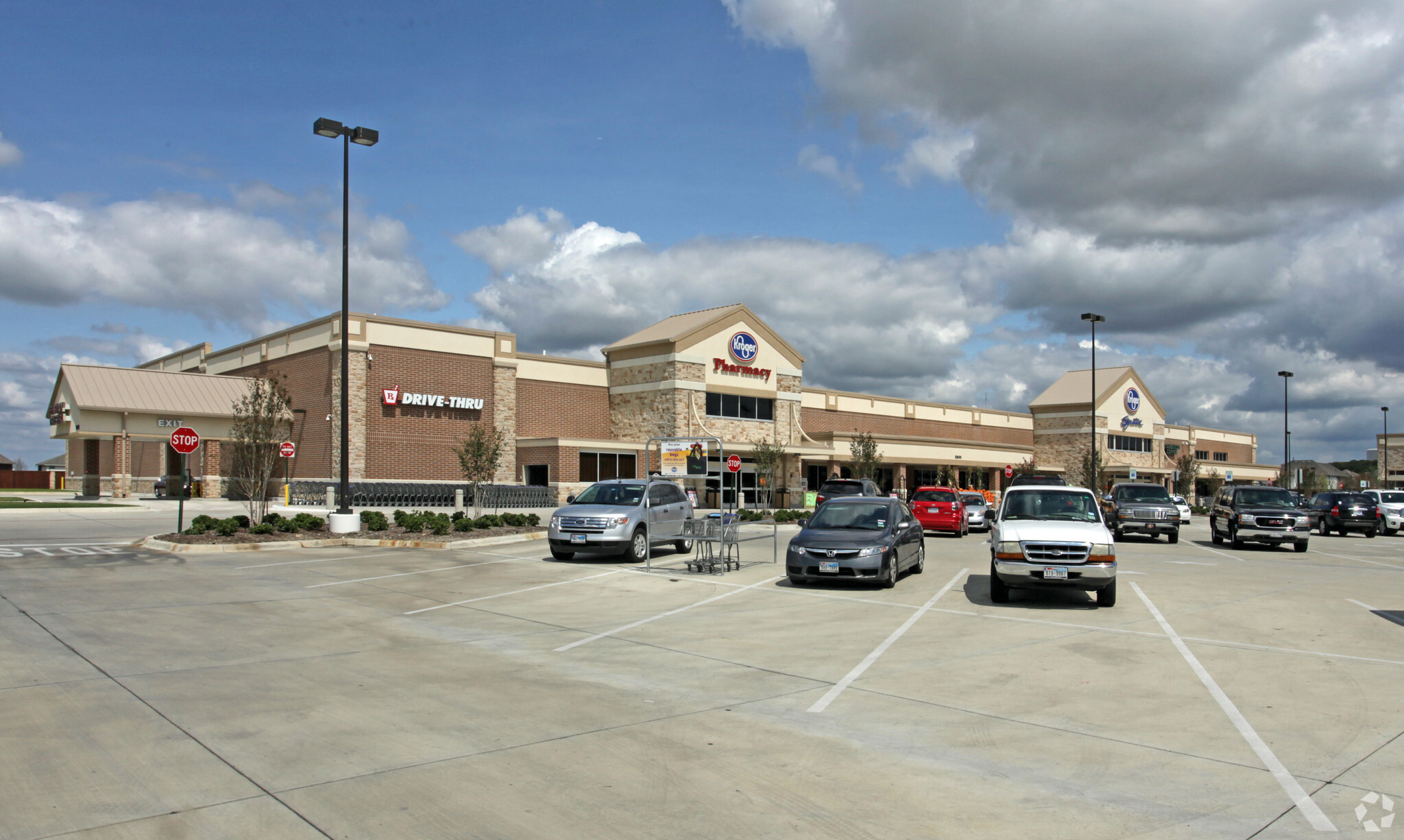 Timberland & Beach St, Fort Worth, TX for lease Building Photo- Image 1 of 7