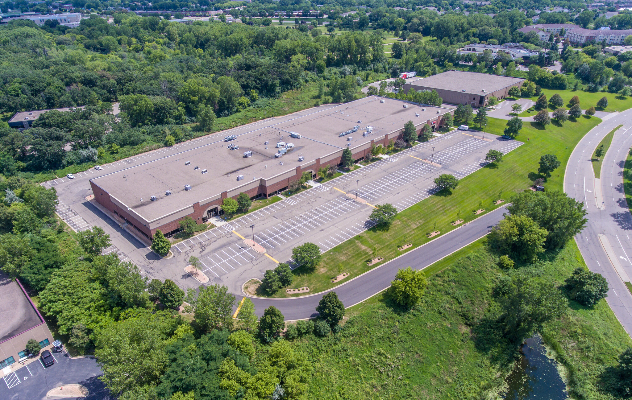 12125 Nicollet St, Burnsville, MN for lease Building Photo- Image 1 of 2