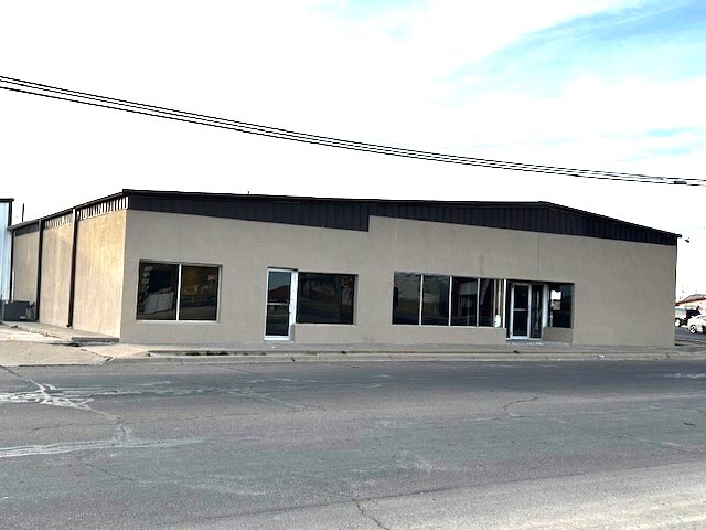 900 N Nelson, Fort Stockton, TX for lease - Building Photo - Image 2 of 23