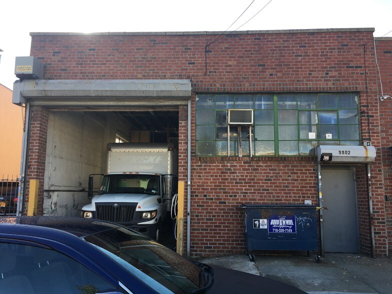 5902 56th St, Maspeth, NY for sale - Primary Photo - Image 1 of 1