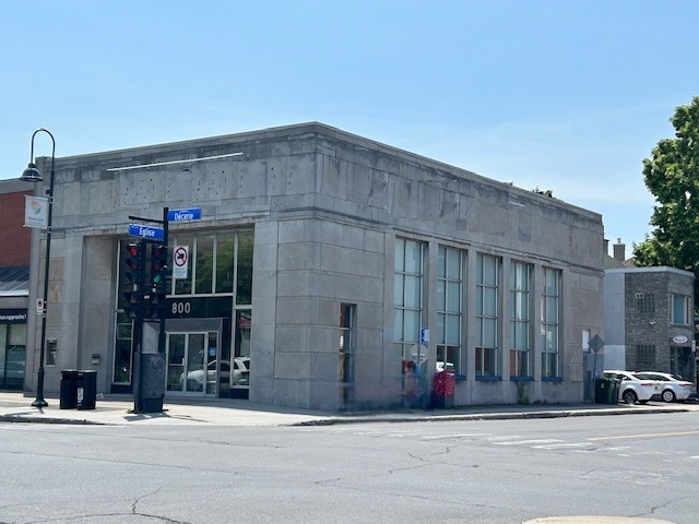 800 Boul Décarie, Saint-Laurent, QC for sale - Building Photo - Image 1 of 25