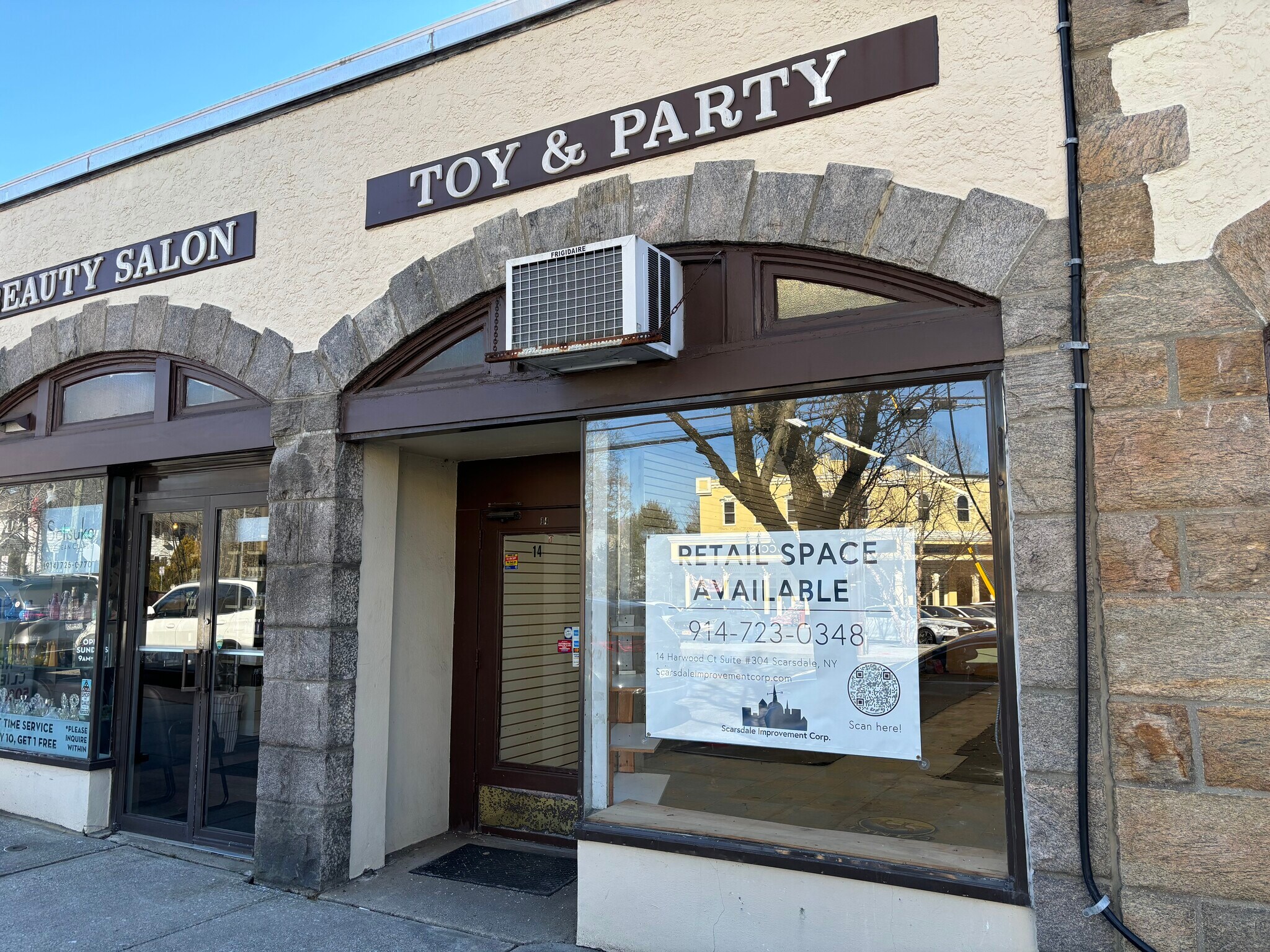 220 Palmer Ave, Scarsdale, NY 10583 The Wilgrin Building