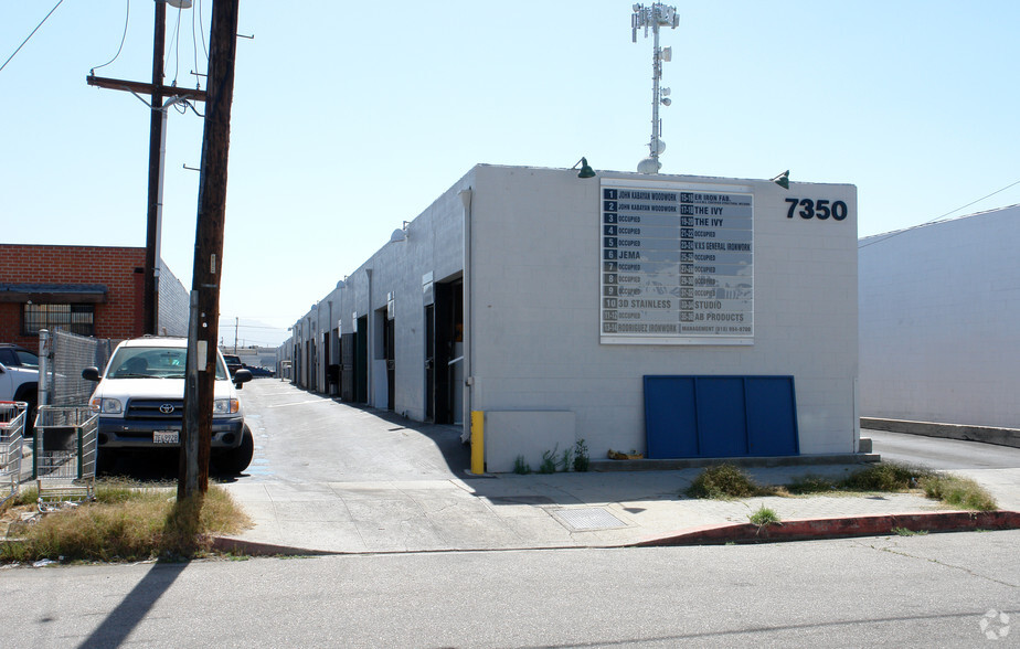 7350 Atoll Ave, North Hollywood, CA for lease - Primary Photo - Image 1 of 2