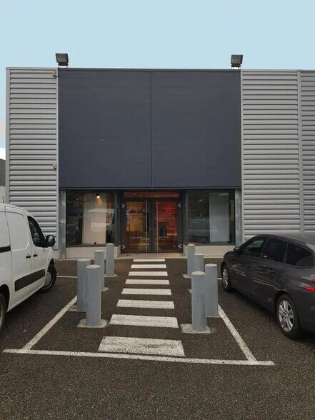 Retail in Peipin for lease - Building Photo - Image 2 of 3