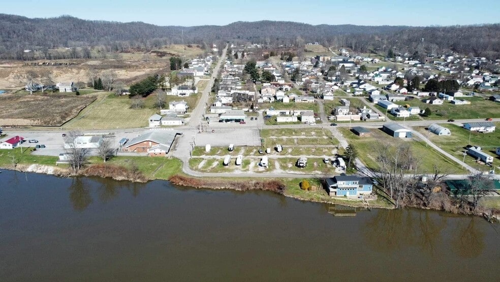 Campground and Building Space portfolio of 3 properties for sale on LoopNet.com - Building Photo - Image 3 of 20