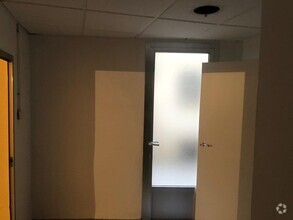 Retail in Cuenca, Cuenca for lease Interior Photo- Image 2 of 7