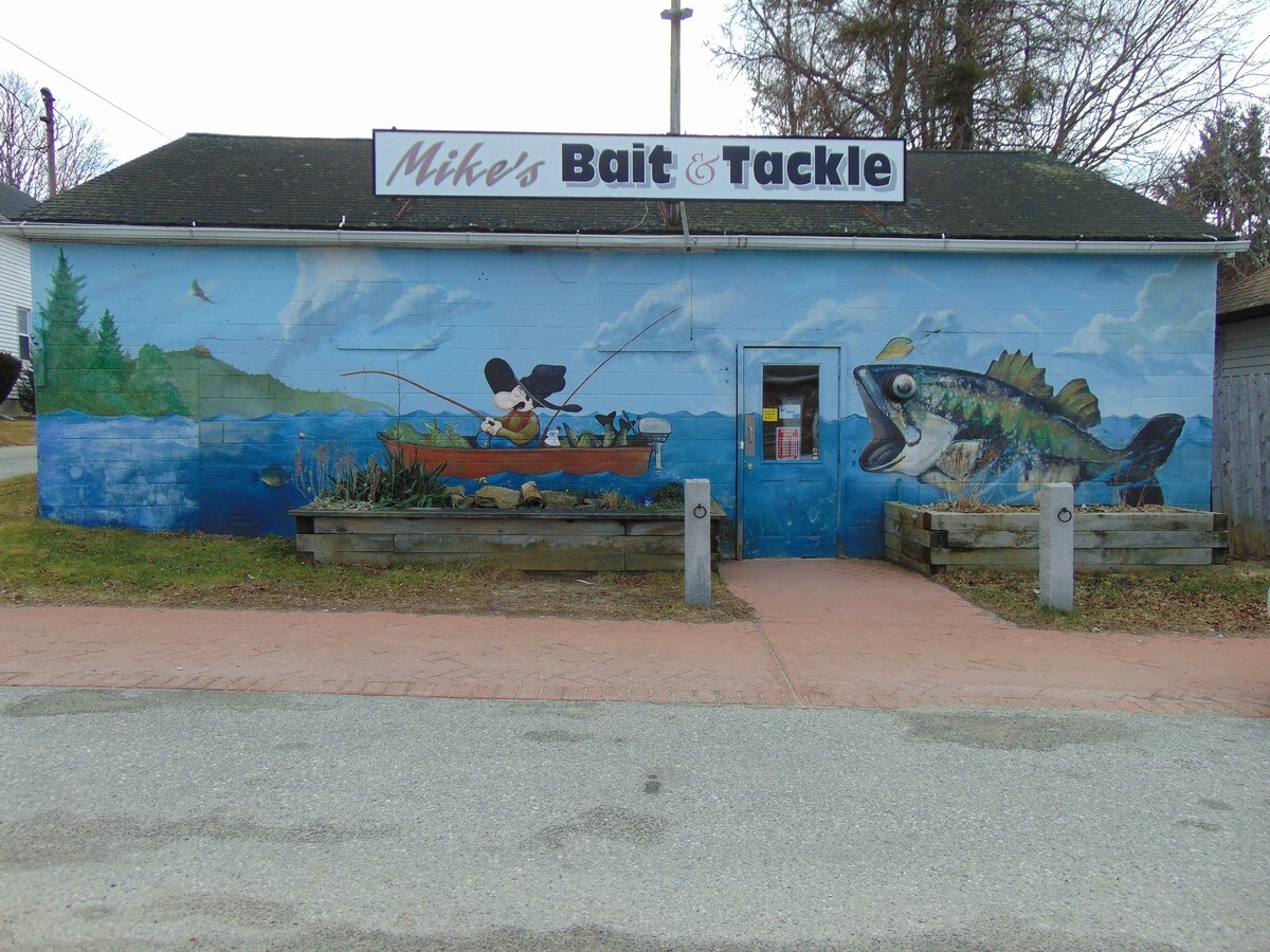 16 Church St, Voluntown, CT 06384