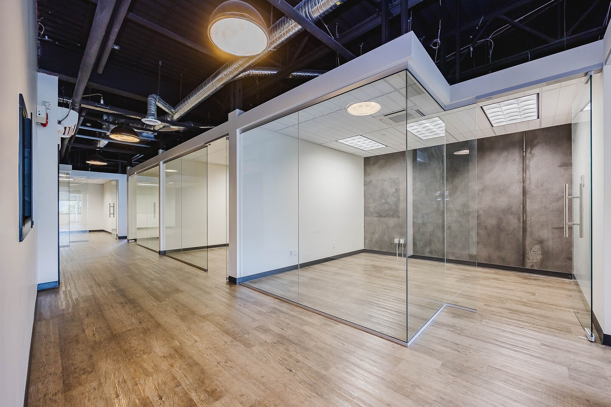 18677 52nd Ave, Surrey, BC for sale Building Photo- Image 1 of 1