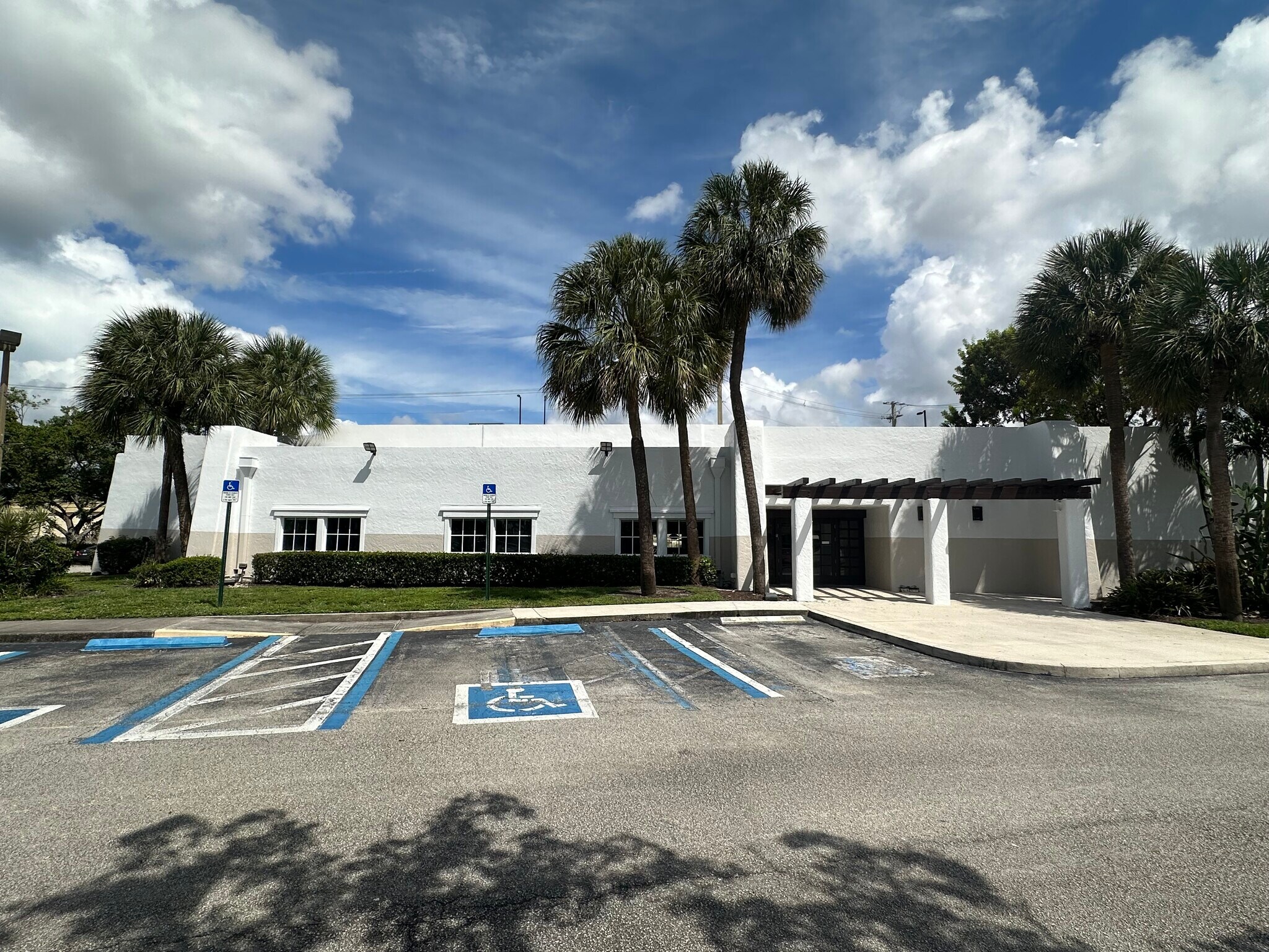 8800-8990 State Road 84, Davie, FL for lease Building Photo- Image 1 of 17