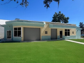 223 S Main St, Gainesville, FL for lease Interior Photo- Image 2 of 6