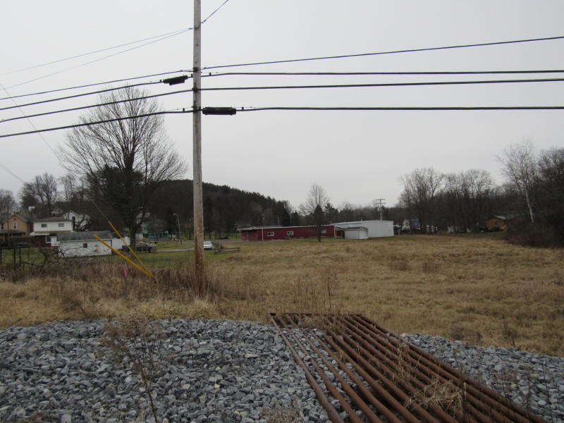 Main St, Falls Creek, PA 15840