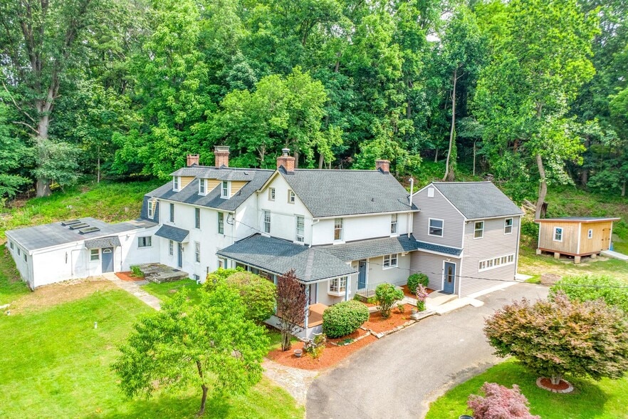 277 W Baltimore Pike, Media, PA for sale - Primary Photo - Image 1 of 31