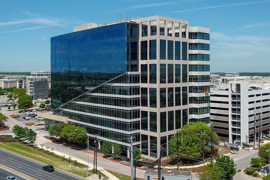 10721 Domain Dr, Austin, TX for lease - Building Photo - Image 2 of 7