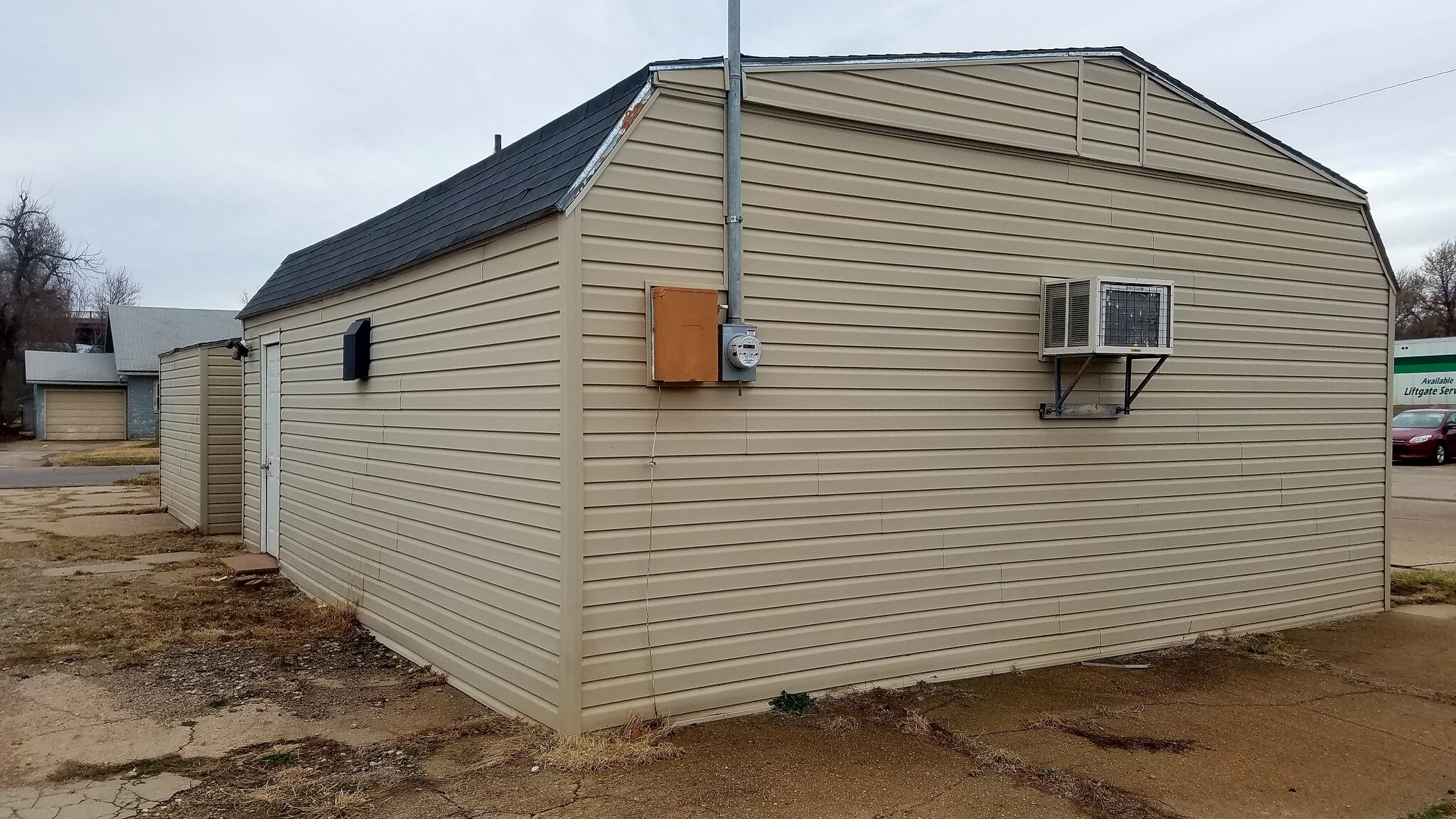 516 W 5th Ave, Hutchinson, KS for sale Building Photo- Image 1 of 1