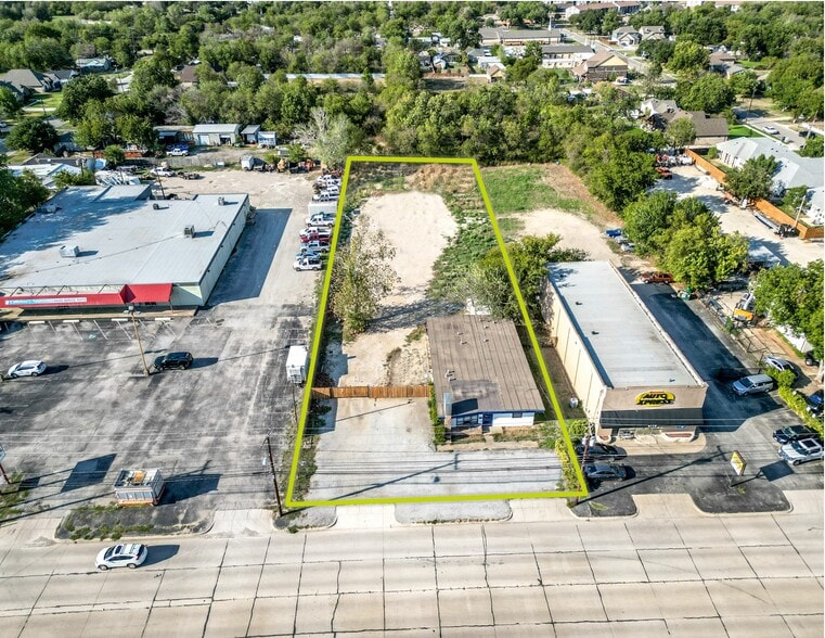 8112 White Settlement Rd, White Settlement, TX 76108