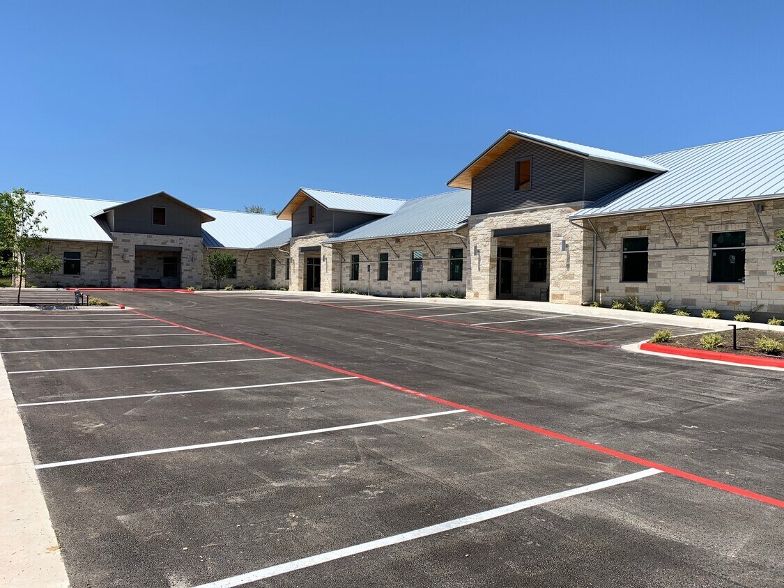 249 Sportsplex Dr, Dripping Springs, TX for lease Building Photo- Image 1 of 10