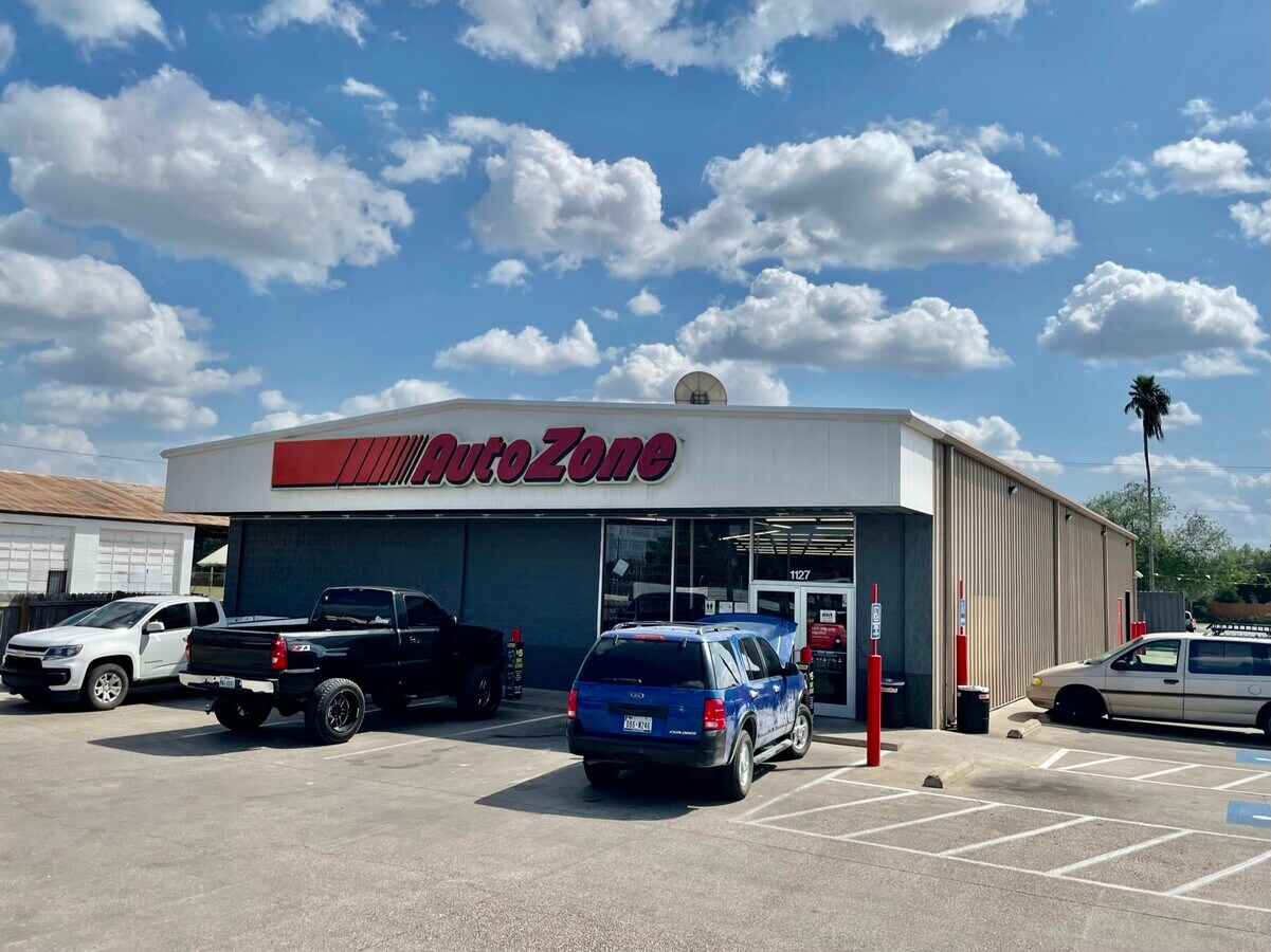 1127 W US Highway 83, Alamo, TX 78516